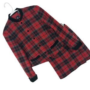 LIZ CLAIBORNE SPORT! RED, BLACK, GRAY PLAID WOOL BLEND VELVET TRIM SKIRT SUIT! M
